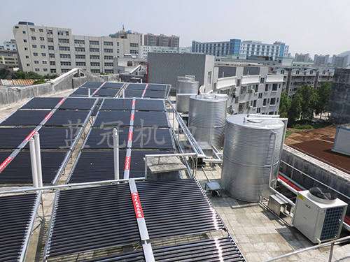 藍冠機電洋鑫酒店熱水工程 太陽能熱水工程與空氣能熱水工程組合